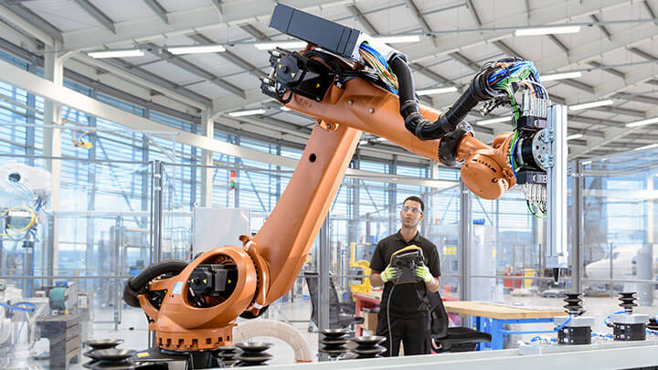 Robotics & Advanced Automation